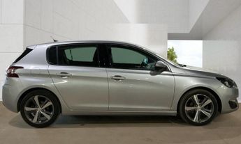 PEUGEOT 308 1.2 PureTech Allure Hatchback 5dr Petrol EAT Euro 6 (s/s) (130 p