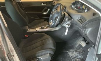 PEUGEOT 308 1.2 PureTech Allure Hatchback 5dr Petrol EAT Euro 6 (s/s) (130 p