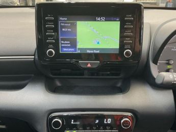 TOYOTA YARIS 1.5 VVT-h Icon Hatchback 5dr Petrol Hybrid E-CVT Euro 6 (s/s) (1