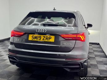 AUDI Q3 1.5 TFSI CoD 35 S line SUV 5dr Petrol S Tronic Euro 6 (s/s) (150
