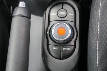 MINI HATCH 1.5 Cooper Classic Hatchback 5dr Petrol Steptronic Euro 6 (s/s) 