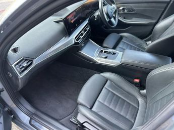 BMW 3 SERIES 2.0 330e 12kWh M Sport Touring 5dr Petrol Plug-in Hybrid Auto Eu