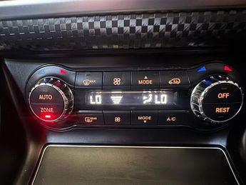 MERCEDES-BENZ A CLASS 1.5 A180d Sport (Premium) Hatchback 5dr Diesel 7G-DCT Euro 6 (s/
