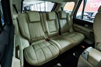 LAND ROVER RANGE ROVER SPORT 3.0 TD V6 HSE SUV 5dr Diesel CommandShift 4WD Euro 4 (245 ps)