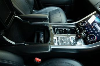 LAND ROVER RANGE ROVER SPORT 3.0 SD V6 HSE SUV 5dr Diesel Auto 4WD Euro 6 (s/s) (306 ps)