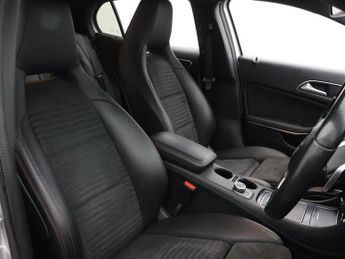 MERCEDES-BENZ GLA CLASS 2.1 GLA200d AMG Line SUV 5dr Diesel 7G-DCT Euro 6 (s/s) (136 ps)