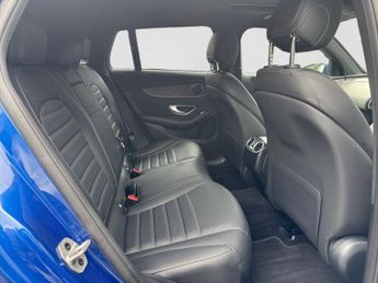 MERCEDES-BENZ EQC EQC 400 80kWh AMG Line (Premium Plus) SUV 5dr Electric Auto 4MAT