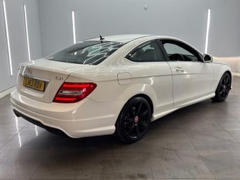 MERCEDES-BENZ C CLASS 2.1 C250 CDI BlueEfficiency AMG Sport Coupe 2dr Diesel G-Tronic+