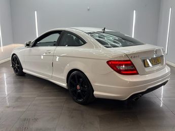 MERCEDES-BENZ C-CLASS 2.1 C250 CDI BlueEfficiency AMG Sport Coupe 2dr Diesel G-Tronic+