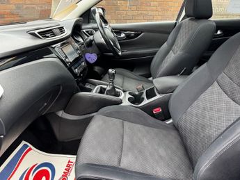 NISSAN QASHQAI 1.2 DIG-T Acenta Premium SUV 5dr Petrol Manual 2WD Euro 5 (s/s) 