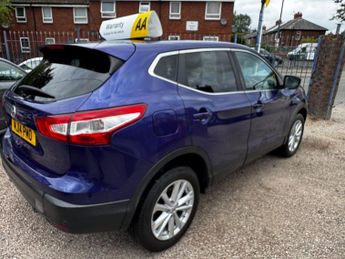 NISSAN QASHQAI 1.2 DIG-T Acenta Premium SUV 5dr Petrol Manual 2WD Euro 5 (s/s) 