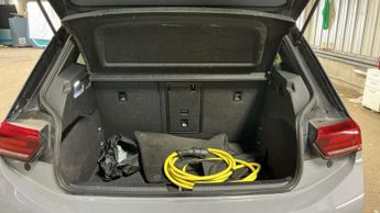 VOLKSWAGEN ID.3 Pro Performance 58kWh Life Hatchback 5dr Electric Auto (204 ps)