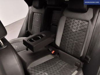 VOLKSWAGEN T-ROC 2.0 TDI R-Line SUV 5dr Diesel DSG Euro 6 (s/s) (150 ps)