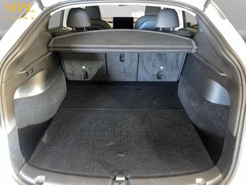 TESLA MODEL Y (Dual Motor) Long Range SUV 5dr Electric Auto 4WDE (384 bhp)