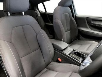 VOLVO C40 Recharge 69kWh Plus SUV 5dr Electric Auto (231 ps)