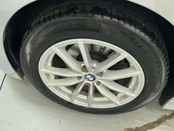 BMW 3 SERIES 2.0 318d SE Saloon 4dr Diesel Auto Euro 6 (s/s) (150 ps) - AA IN