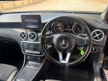 MERCEDES-BENZ A CLASS 1.6 A180 Sport Edition Hatchback 5dr Petrol 7G-DCT Euro 6 (s/s) 