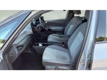 VOLKSWAGEN ID.3 Pro 58kWh Life Hatchback 5dr Electric Auto (145 ps) Front / Rear