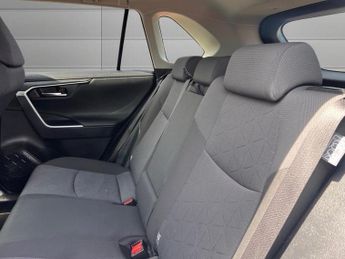 TOYOTA RAV4 2.5 VVT-h Design SUV 5dr Petrol Hybrid CVT 4WD Euro 6 (s/s) (222