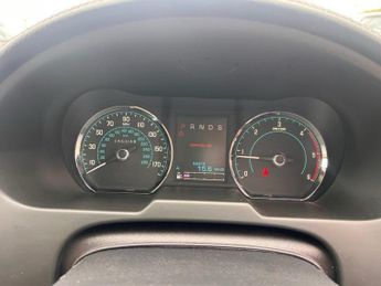 JAGUAR XF 3.0d V6 Luxury Saloon 4dr Diesel Auto Euro 5 (s/s) (240 ps)