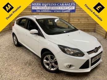 Ford Focus 1.6 Zetec Hatchback 5dr Petrol Manual Euro 5 (105 ps)