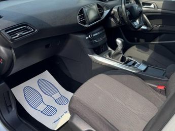 PEUGEOT 308 1.6 HDI ACTIVE 5d 92 BHP