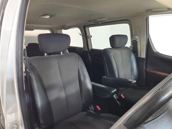 NISSAN ELGRAND CAMPER VAN 2.5 