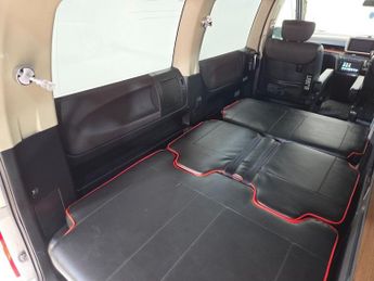 NISSAN ELGRAND CAMPER VAN 2.5 