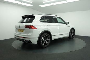 VOLKSWAGEN TIGUAN 1.5 TSI R-Line SUV 5dr Petrol DSG Euro 6 (s/s) (150 ps)