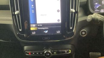 VOLVO XC40 1.5h T4 Recharge 10.7kWh R-Design SUV 5dr Petrol Plug-in Hybrid 