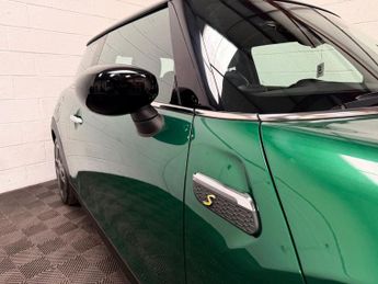 MINI Electric Hatch Cooper SE 32.6kWh Level 2 Hatchback 3dr Electric Auto (184 ps)