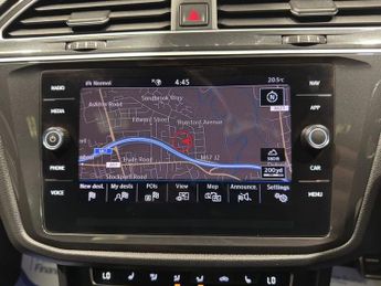 VOLKSWAGEN TIGUAN 2.0 TDI R-Line Tech SUV 5dr Diesel DSG 4Motion Euro 6 (s/s) (190