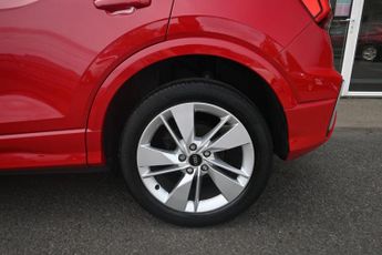 AUDI Q2 1.5 TFSI CoD 35 S line SUV 5dr Petrol S Tronic Euro 6 (s/s) (150