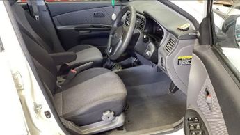 KIA RIO 1.4 2 IPD Hatchback 5dr Petrol Manual (139 g/km, 95 bhp)