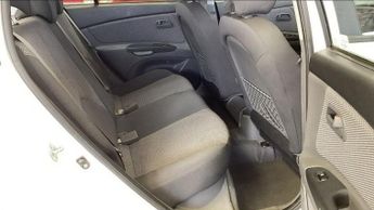KIA RIO 1.4 2 IPD Hatchback 5dr Petrol Manual (139 g/km, 95 bhp)