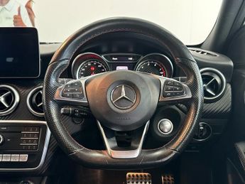 MERCEDES-BENZ A-CLASS 1.6 A200 AMG Line (Premium) Hatchback 5dr Petrol 7G-DCT Euro 6 (
