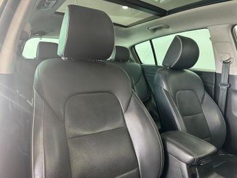 KIA SPORTAGE 2.0 CRDi KX-4 SUV 5dr Diesel Auto AWD Euro 6 (182 bhp)