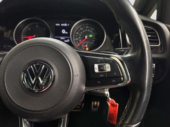 VOLKSWAGEN GOLF 2.0 TDI R-Line Hatchback 5dr Diesel DSG Euro 6 (s/s) (150 ps)
