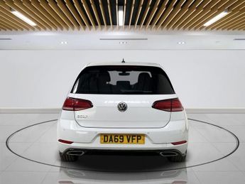 VOLKSWAGEN GOLF 2.0 TDI R-Line Hatchback 5dr Diesel DSG Euro 6 (s/s) (150 ps)