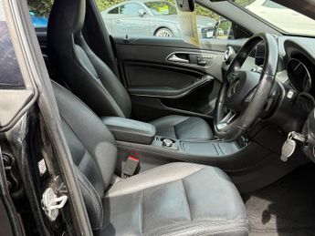 MERCEDES-BENZ CLA 2.1 CLA220 CDI Sport Coupe 4dr Diesel 7G-DCT Euro 6 (s/s) (177 p