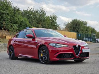 Alfa Romeo Giulia 2.9 V6 Bi-Turbo Quadrifoglio Saloon 4dr Petrol Auto Euro 6 (s/s)