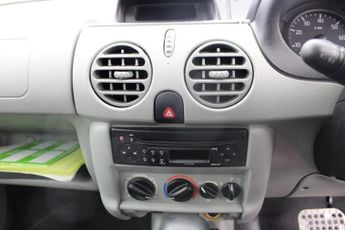 RENAULT KANGOO 1.6 16v Authentique MPV 5dr Petrol Automatic (190 g/km, 95 bhp)
