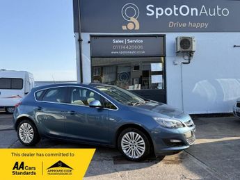 Vauxhall Astra 1.4 16v Excite Hatchback 5dr Petrol Manual Euro 5 (100 ps)