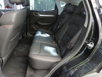 MG MG ZS 1.0 T-GDI Exclusive SUV 5dr Petrol Manual Euro 6 (111 ps)