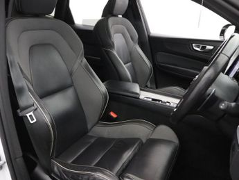 VOLVO XC60 2.0 B5 MHEV R-Design Pro SUV 5dr Diesel Hybrid Auto AWD Euro 6 (
