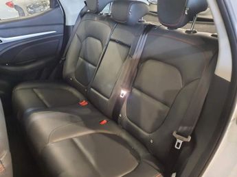 MG MG ZS 51.1kWh Trophy SUV 5dr Electric Auto (176 ps)