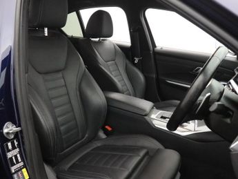 BMW 3 SERIES 2.0 330e 12kWh M Sport Pro Edition Saloon 4dr Petrol Plug-in Hyb