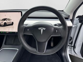 TESLA MODEL Y (Dual Motor) Long Range SUV 5dr Electric Auto 4WDE (384 bhp)