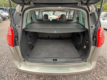 PEUGEOT 5008 1.6 e-HDi Allure MPV 5dr Diesel EGC Euro 5 (s/s) (115 ps)