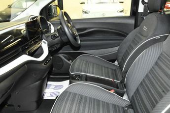 FIAT 500E 42kWh Passion Hatchback 3dr Electric Auto (118 ps)